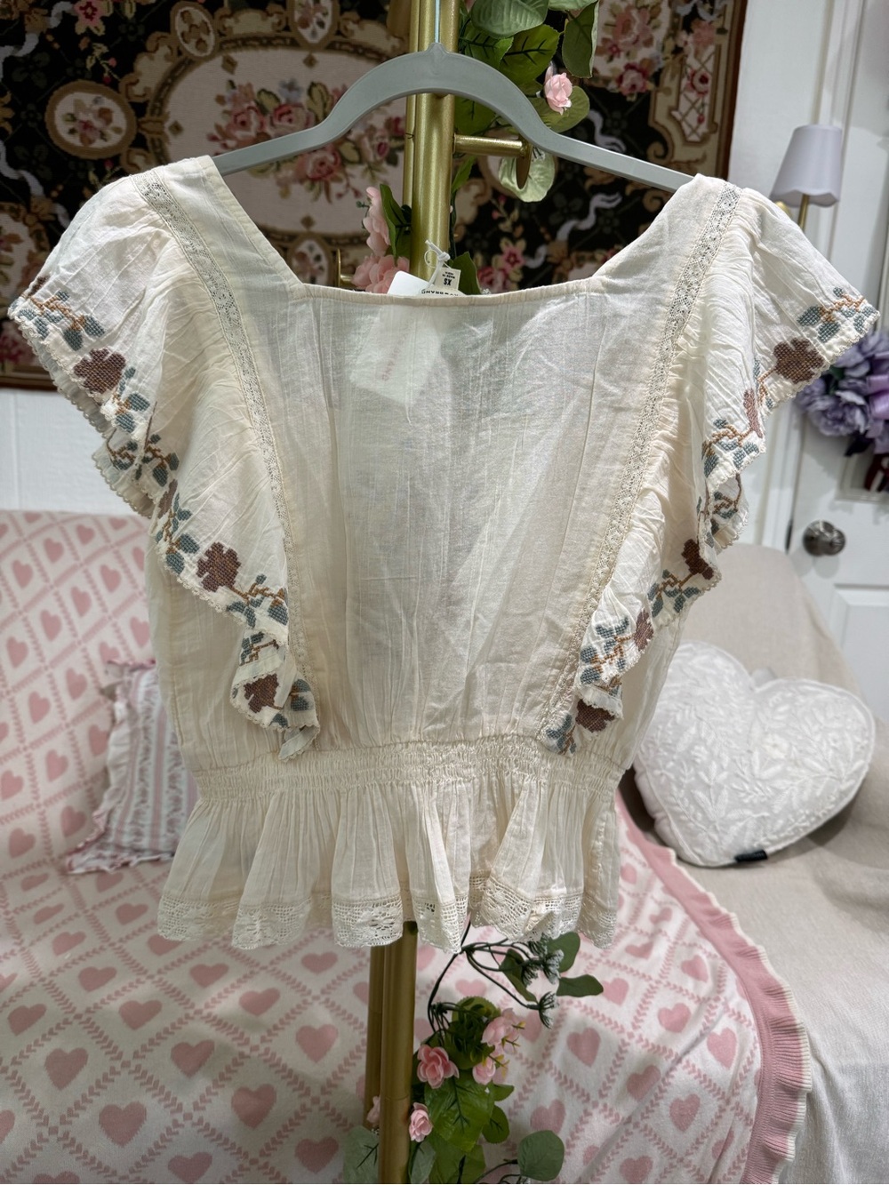 Boho Floral Embroidered Peplum Blouse - Picture 2 of 2